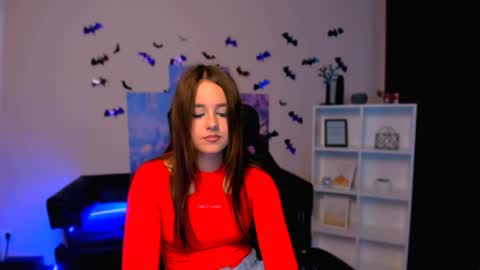 Snapshot of rozmary_ket chatting on December 3, 2024, 3:33 pm Im Rozmary nice to meet you 3 online show from December 3, 2024, 3:33 pm