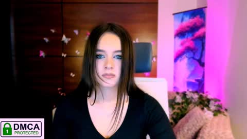 Snapshot of rozmary_ket chatting on January 17, 2025, 1:46 pm Im Rozmary nice to meet you 3 online show from January 17, 2025, 1:46 pm