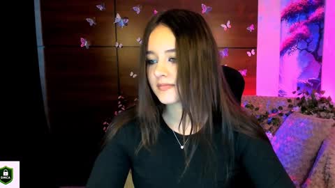 Snapshot of rozmary_ket chatting on February 3, 2025, 12:03 pm Im Rozmary nice to meet you 3 online show from February 3, 2025, 12:03 pm