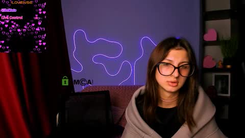 Snapshot of rozmary_ket chatting on September 21, 2025, 3:46 pm Im Rozmary nice to meet you 3 online show from September 21, 2025, 3:46 pm