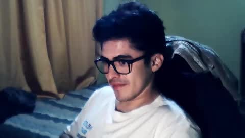 rpaulo25 online show from September 23, 2025, 2:03 am