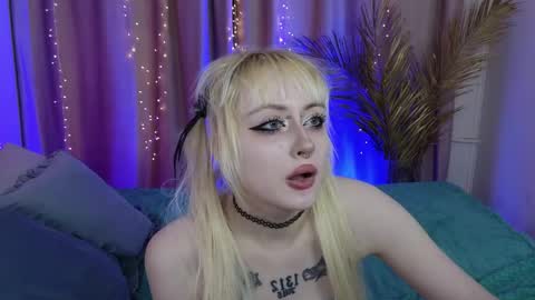 Rraffaellka online show from May 27, 2026, 9:56 pm