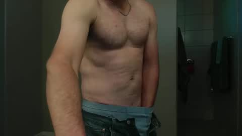 Snapshot of rshaw2891 chatting on April 24, 2026, 4:31 pm rshaw2891 online show from April 24, 2026, 4:31 pm