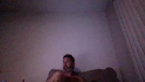 rubbingoneout714 online show from May 18, 2026, 2:29 am