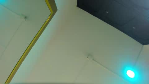 Rubi online show from September 14, 2025, 7:35 pm