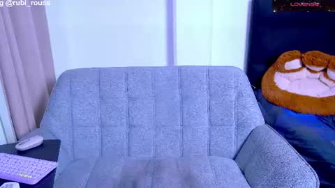Snapshot of rubi_rouss chatting on July 17, 2026, 10:47 pm rubi rouss instagran and X or tw FAV VIBES11 9 33 101 moan and explode my balls online show from July 17, 2026, 10:47 pm