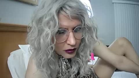 Snapshot of rubilopes chatting on February 20, 2025, 1:36 am Rubi online show from February 20, 2025, 1:36 am