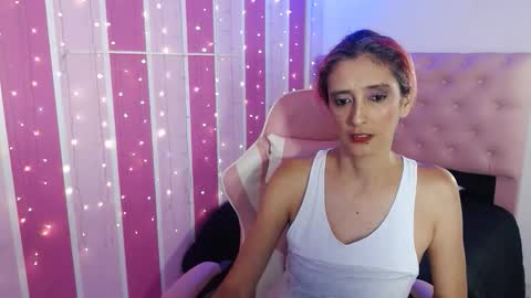 ruby_your_milf online show from September 10, 2025, 9:04 pm