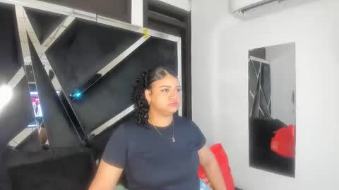 rubyxht online show from September 29, 2025, 4:28 am