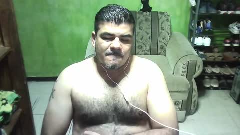 Snapshot of rudykruzpe chatting on December 21, 2024, 8:43 pm kruzpe online show from December 21, 2024, 8:43 pm