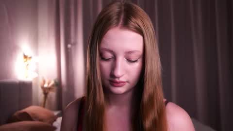 Mila online show from January 12, 2026, 9:53 pm