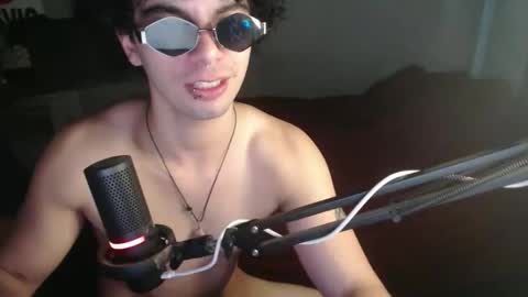 Snapshot of rulito_mm chatting on June 4, 2026, 6:47 pm rulito_mm online show from June 4, 2026, 6:47 pm