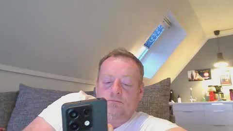 bignorwegian online show from October 19, 2025, 4:29 pm