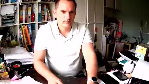 runner1978 online show from April 15, 2026, 11:39 am