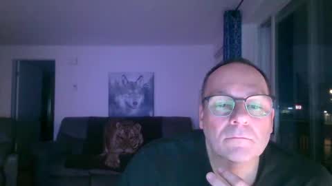 Snapshot of rushse886410 chatting on June 3, 2026, 2:14 am rushse886410 online show from June 3, 2026, 2:14 am