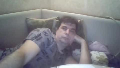 rusqadisx online show from November 24, 2025, 6:40 pm