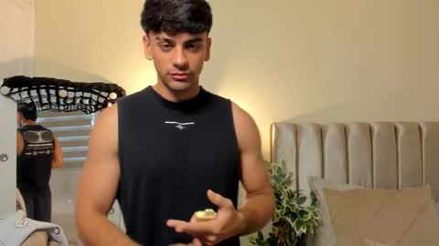 Snapshot of russ_w8 chatting on October 11, 2025, 11:53 am Russ online show from October 11, 2025, 11:53 am