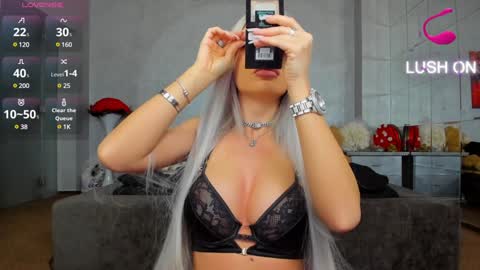 Snapshot of russian_ava chatting on February 3, 2025, 6:45 am Ava online show from February 3, 2025, 6:45 am