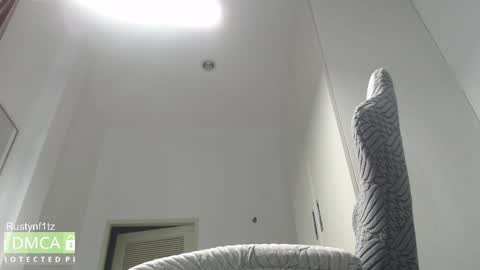 Snapshot of rustynf1tz chatting on September 18, 2025, 6:37 am MillionDollarGuy online show from September 18, 2025, 6:37 am