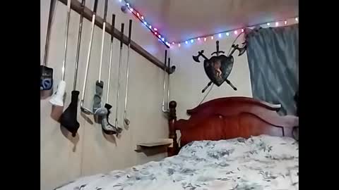 Rusty online show from December 5, 2025, 12:52 am