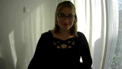 Nika online show from September 9, 2025, 2:38 pm