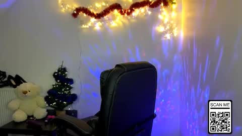 Nika online show from December 22, 2025, 9:01 pm
