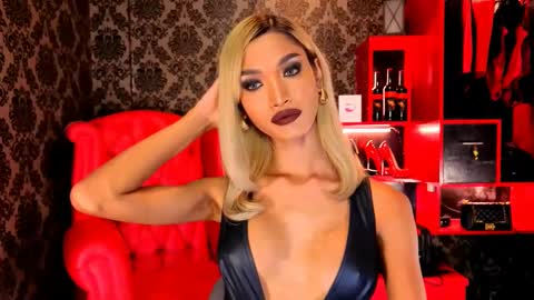 Snapshot of ruthrocero chatting on March 5, 2025, 8:00 am Ruth Evangelista online show from March 5, 2025, 8:00 am