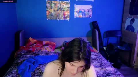 Ruyjin online show from December 24, 2024, 5:02 pm