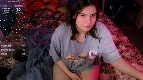 Ruyjin online show from December 25, 2024, 10:48 pm