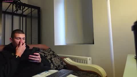 RYAN DOZER online show from November 19, 2025, 7:30 am