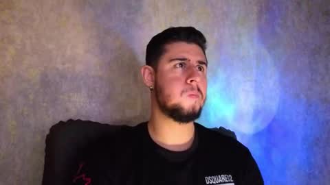 R Y A N online show from September 11, 2025, 1:44 pm