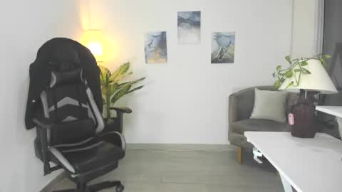 ryan_master_ online show from December 27, 2024, 10:01 am