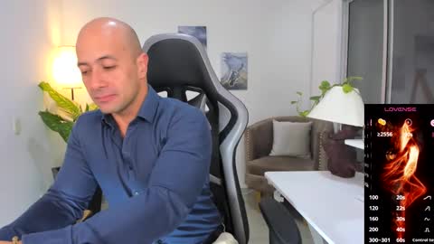 ryan_master_ online show from December 31, 2024, 8:04 am