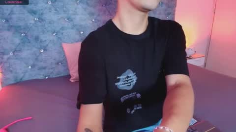 R Y A N   ON   F I R E online show from April 17, 2026, 1:14 pm