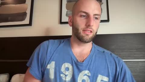 Ryan  Chad online show from November 7, 2025, 1:22 pm