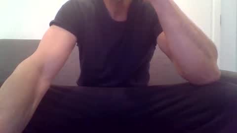 Snapshot of ryand066 chatting on March 27, 2026, 1:44 am ryand066 online show from March 27, 2026, 1:44 am