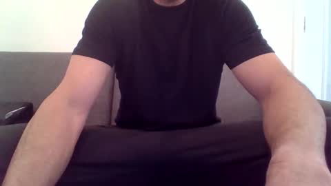 Snapshot of ryand066 chatting on April 3, 2026, 1:36 am ryand066 online show from April 3, 2026, 1:36 am