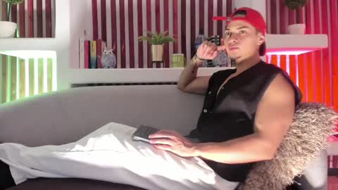 Ryan online show from October 17, 2025, 3:10 am