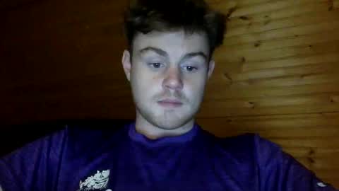 ryanhung_57 online show from December 18, 2024, 4:42 am