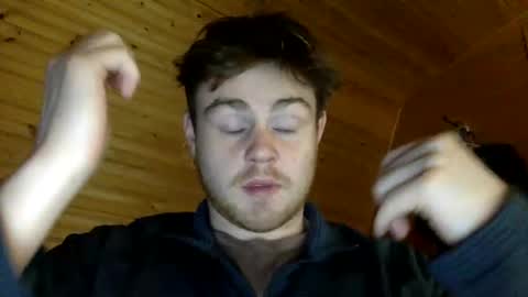 ryanhung_57 online show from January 9, 2025, 3:36 am