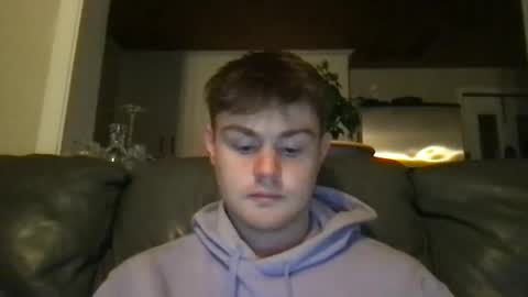 ryanhung_57 online show from March 12, 2025, 3:24 am