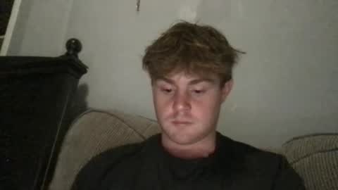 ryanhung_57 online show from October 10, 2025, 2:32 am