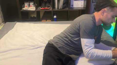 Snapshot of ryanj1zz chatting on November 4, 2025, 5:17 am Ryan Jizz online show from November 4, 2025, 5:17 am