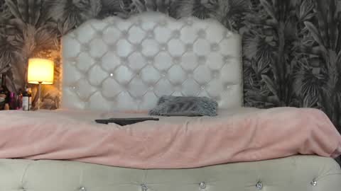 rylierouse online show from October 4, 2025, 12:03 pm