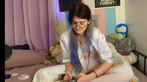 Ryn Michele online show from September 28, 2025, 12:16 am