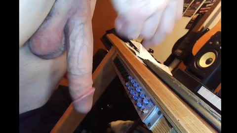 rynoxox online show from March 8, 2025, 9:17 am