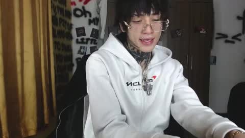 Snapshot of ryoko_vishnu chatting on May 8, 2026, 1:33 am Ryoko online show from May 8, 2026, 1:33 am