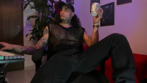 leopmonk help me reach 100 thumbs up online show from September 12, 2025, 1:33 pm