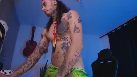 leopmonk help me reach 100 thumbs up online show from March 20, 2026, 3:55 am