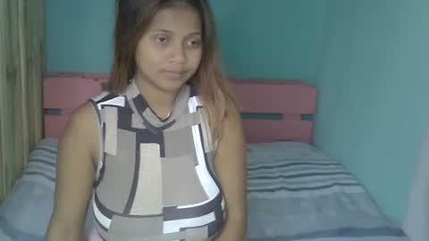 Snapshot of rywanna chatting on July 2, 2026, 5:35 am rywanna online show from July 2, 2026, 5:35 am